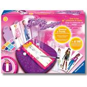FASHION DESIGNER