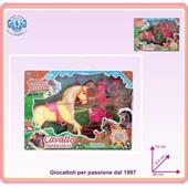 CAVALLO IN BOX C/ACC.